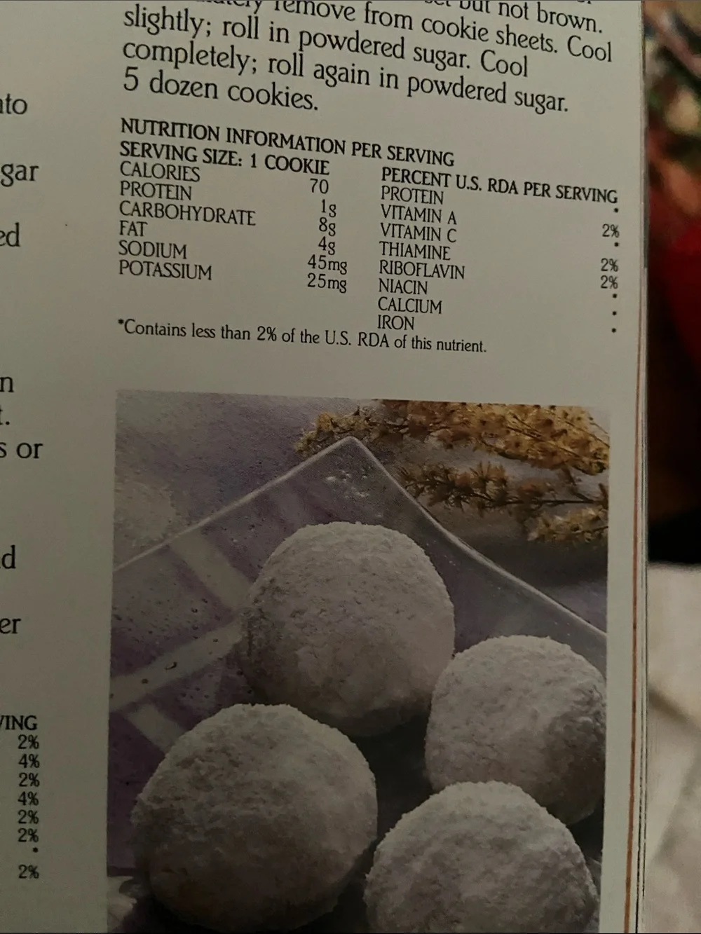 Vintage 1980s 80s Pillsbury Pillsbury’s Baking cookbook Christmas cookies cake